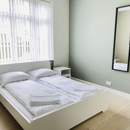 Aday - 2 Bedroom Apartment With Patio Aalborg Bagian luar foto