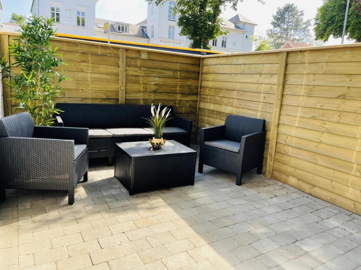 Aday - 2 Bedroom Apartment With Patio Aalborg Bagian luar foto