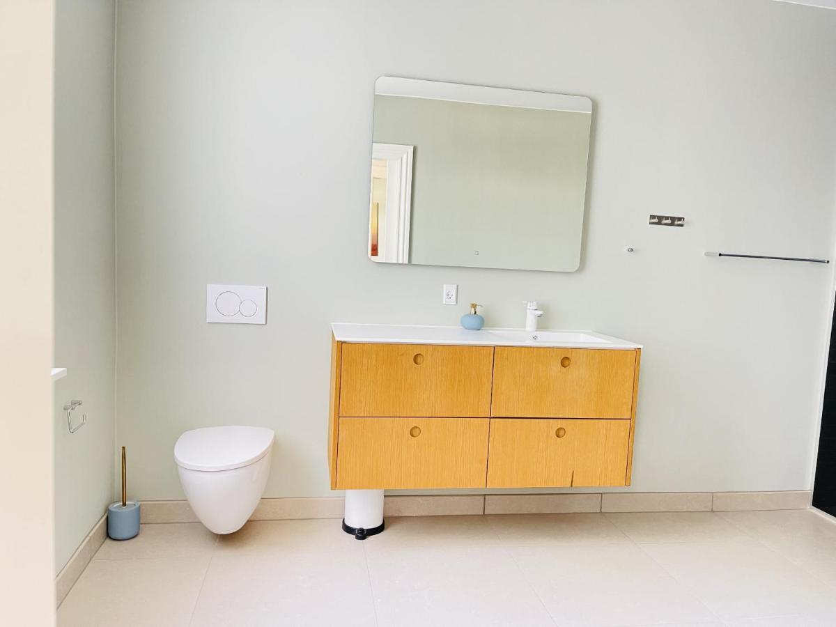 Aday - 2 Bedroom Apartment With Patio Aalborg Bagian luar foto