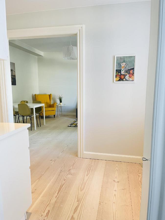 Aday - 2 Bedroom Apartment With Patio Aalborg Bagian luar foto