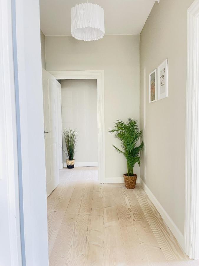 Aday - 2 Bedroom Apartment With Patio Aalborg Bagian luar foto