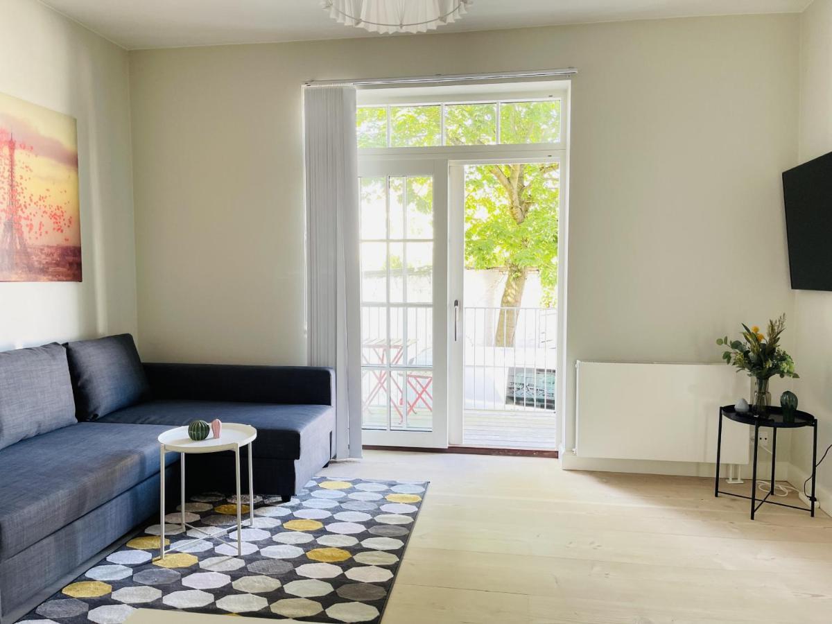 Aday - 2 Bedroom Apartment With Patio Aalborg Bagian luar foto