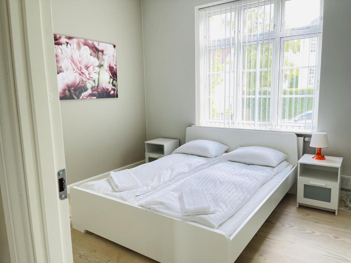 Aday - 2 Bedroom Apartment With Patio Aalborg Bagian luar foto
