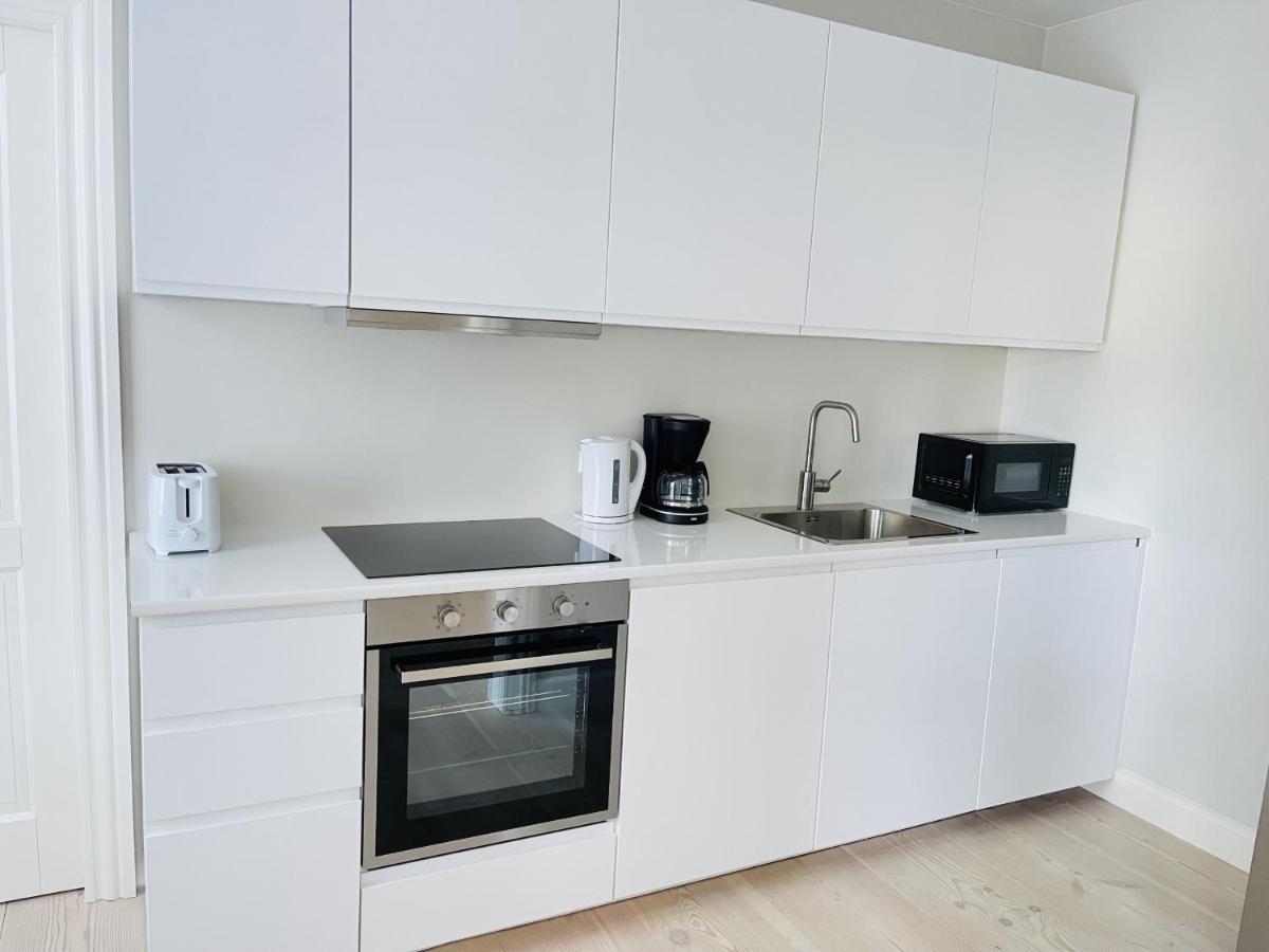 Aday - 2 Bedroom Apartment With Patio Aalborg Bagian luar foto
